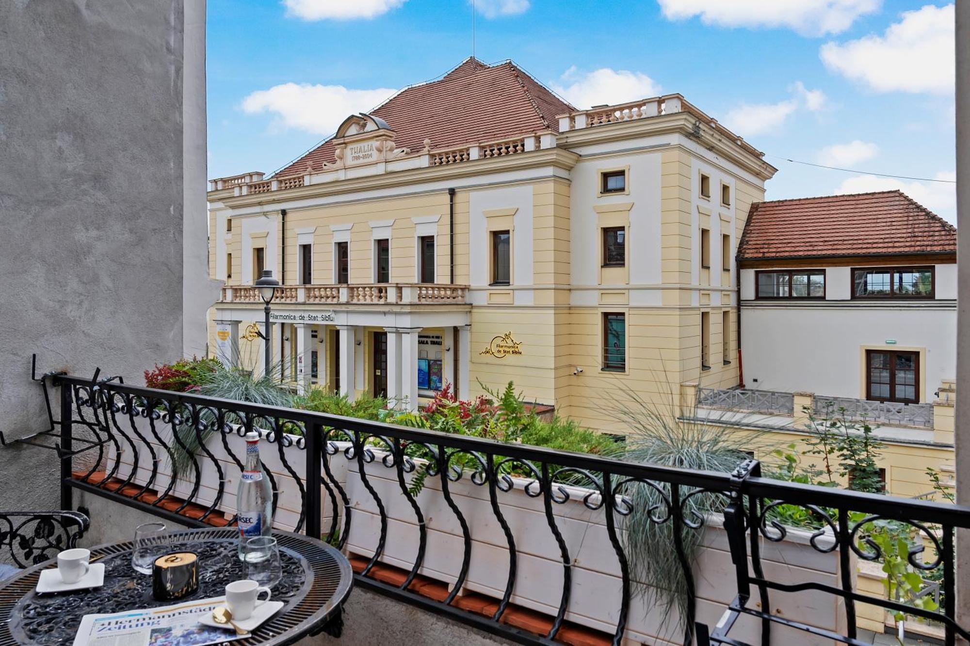 Gela'S Terrace Apartment Sibiu Eksteriør bilde